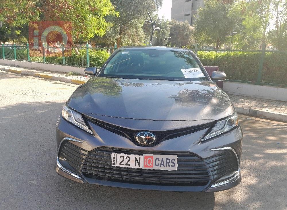 تۆیۆتا کامری